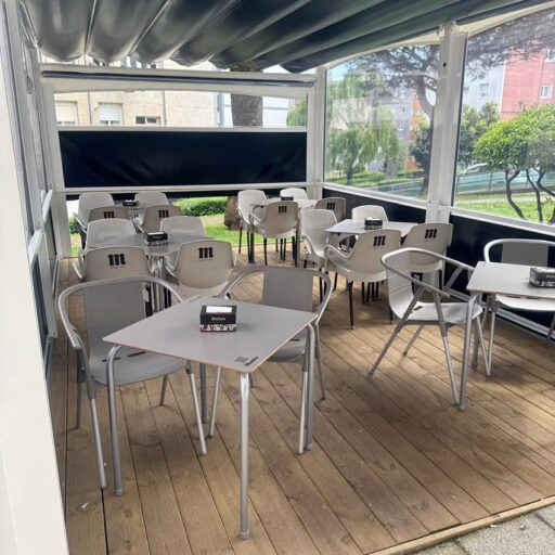 Terraza cafe bar gardi